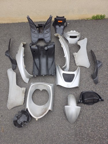 Lot carenages carrosserie - carenages,
