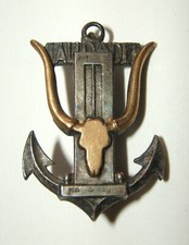 INSIGNE BATIMENT HYDROGRAPHE " ALIDADE " - ( A. Bertrand ) 