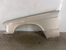 Aile avant gauche MERCEDES 190