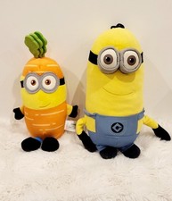 Lot 2 peluches minions ~30cm |