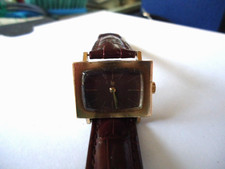 montre LIP DAME RECTANGLE