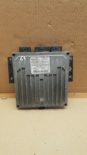 Ecu calculateur moteur - calculateur, a