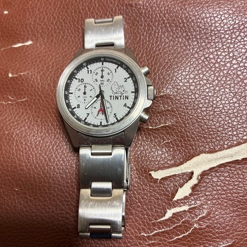 Montre analogique pour homme