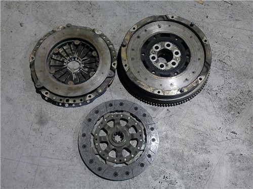 Volant moteur bmw - moteur, serie