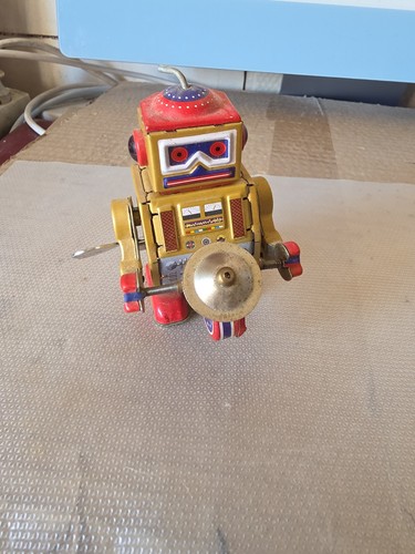 Tin toys robot mecanique - robot,