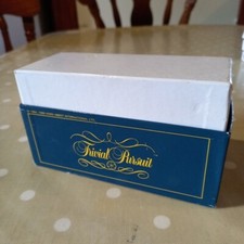 Boite de 500 cartes questions réponses du Jeu Trivial Pursuit édition Genus Horn