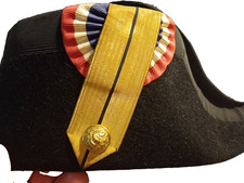 Bicorne Officier Médecin Militaire en Feutre noir début 20ème T:57 , T.T.B.E