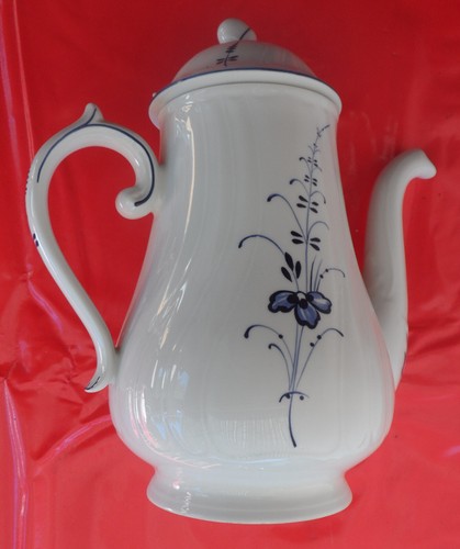 Carafe vitro porcelaine - carafe, vitro-porcelaine