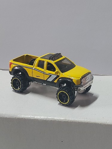 Hotwheels toyota - hotwheels,