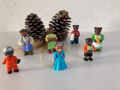 Lot de 7 figurines - 24⚜️,