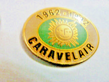 PIN'S VOITURES / TOURISME