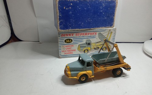 Dinky toys ancien 38a camion - toys,