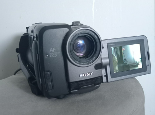 Camescope sony handycam - sony, trv21e