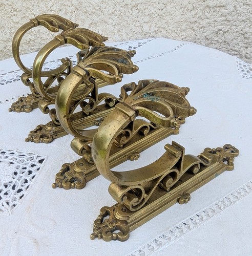 Lot embrasses de - 4,