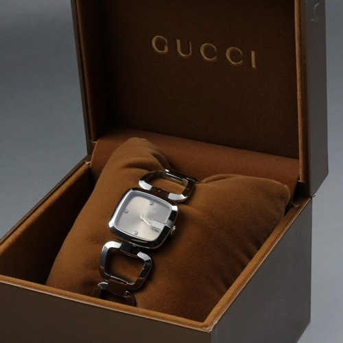 Montre pour femme - gucci, g
