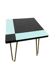 Table De Fleurs Avec Pieds En