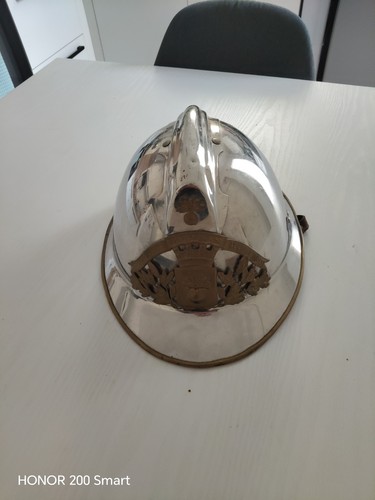Casque pompier ancien en - pompier,