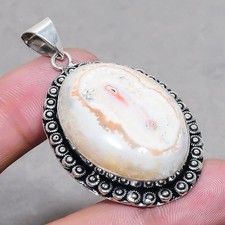Pendentif bijoux cadeau fait