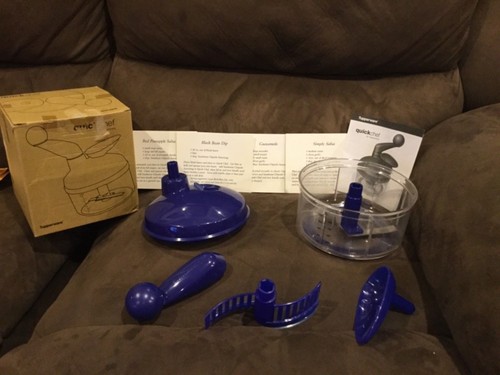 Tupperware blue quick chef - tupperware,