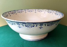 Faïence fin XIX ème CREIL ET MONTEREAU Labrador Grand Saladier "Lavallière"