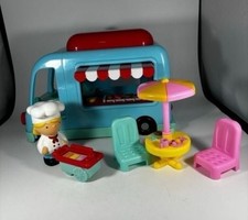 Kidoozie Cruisin Cuisine  Lights and Sounds Food Truck Playset 6” H 9” L