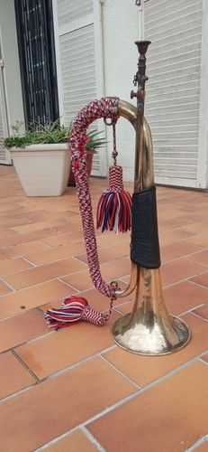 Clairon bugle militaire - , ancien
