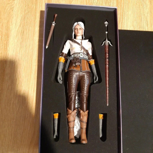 Figurine the witcher - figurine, ciri