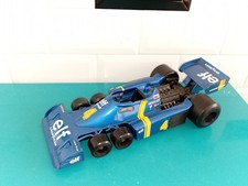 0604261 voiture 1/18 1/16