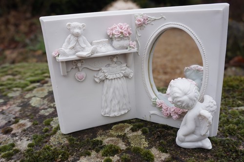 A309610 figurine statuette - ,