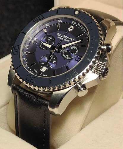 Montre bracelet victorinox - montre-bracelet,