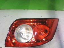 Feu arriere principal droit