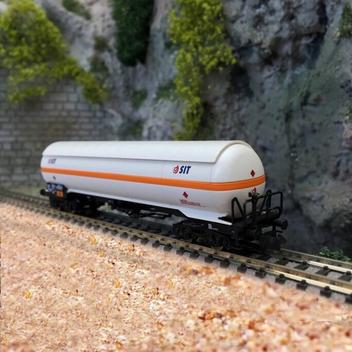 Wagon citerne gaz sous - wagon,