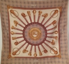 BURBERRYS Foulard carré en