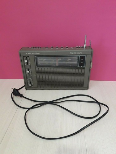Ancien récepteur radio