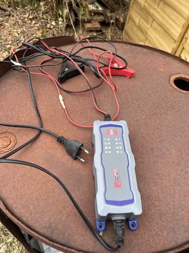 Chargeur batterie moto - batterie,