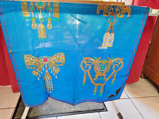 Magnifique Foulard Carré Must