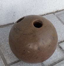 Ancienne grosse boule de bowling, diamètre 21 cm