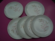 assiettes à dessert . DOULTON