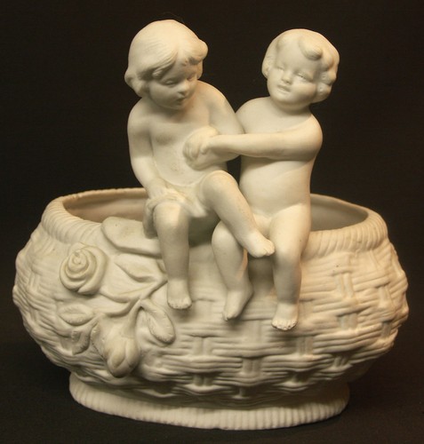 Joli groupe biscuit ancien - aa,