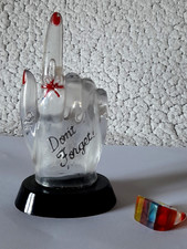 rare main porte bague Victor Goldman bague vintage lucite arc en ciel rainbow 70