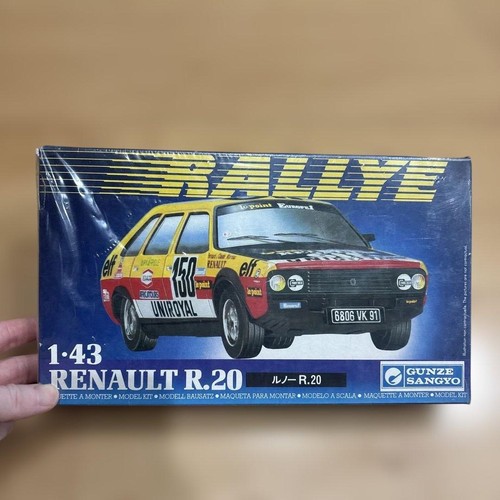 Renault r20 plastic model kit - renault,