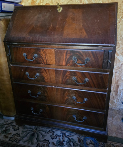 Lot 271 commode - (, tiroirs)