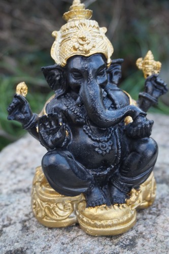 J37 figurine statuette - j37,