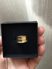 bague large en relief or 18 carats