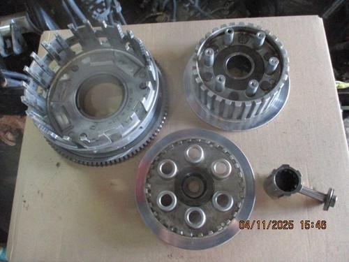 Cloche embrayage zzr 1100 - cloche,