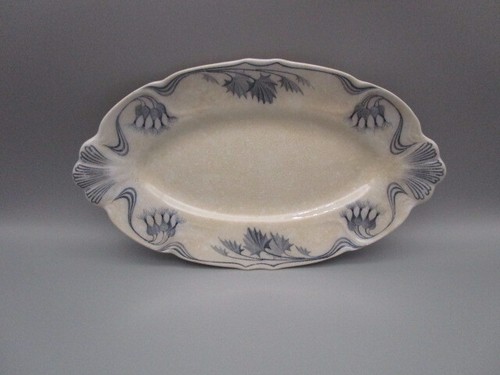 Petit plat ancien art-nouveau