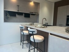 Chaises hautes neuves