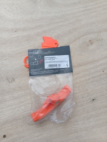 Patin chaine inférieur - patin,