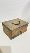Ancienne Caisse  Boite