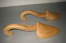 Ancienne paire Embauchoir Forme à chaussure en Bois HC 6